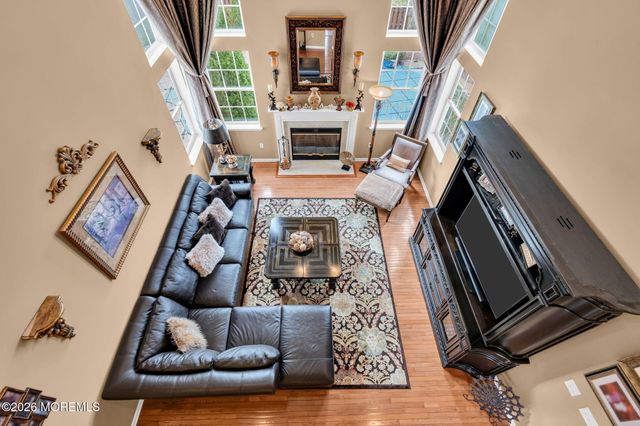 4 Rutgers Way, Freehold, NJ 07728