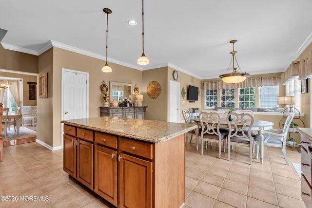 4 Rutgers Way, Freehold, NJ 07728