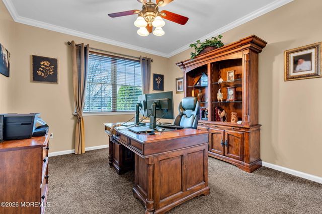 4 Rutgers Way, Freehold, NJ 07728