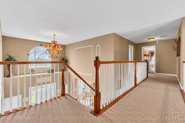 4 Rutgers Way, Freehold, NJ 07728