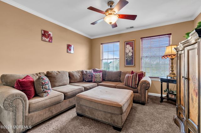 4 Rutgers Way, Freehold, NJ 07728