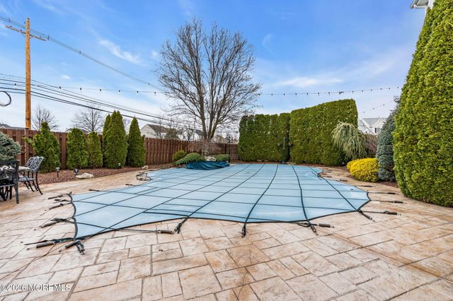 4 Rutgers Way, Freehold, NJ 07728