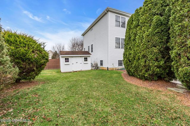 4 Rutgers Way, Freehold, NJ 07728