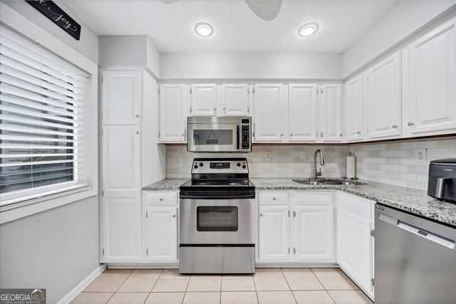 1182 Country Court, Lawrenceville, GA 30044