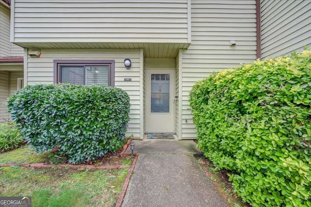 1182 Country Court, Lawrenceville, GA 30044
