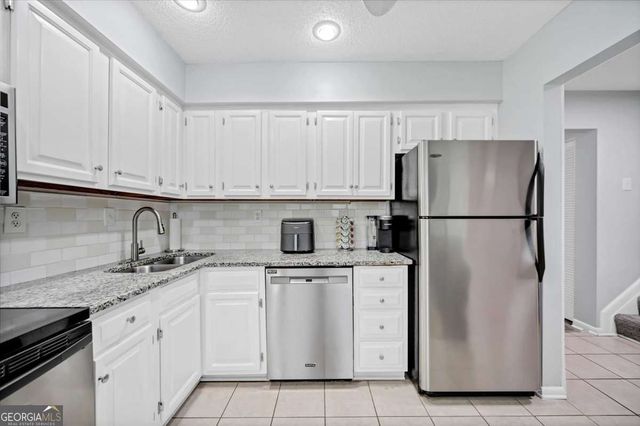 1182 Country Court, Lawrenceville, GA 30044