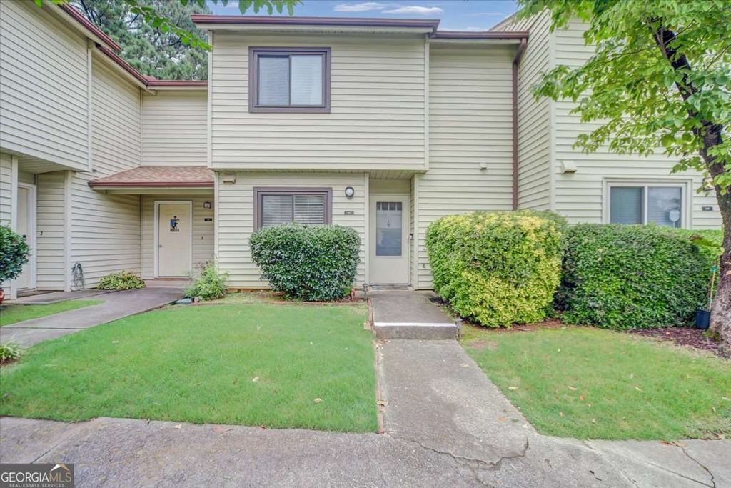 1182 Country Court, Lawrenceville, GA 30044