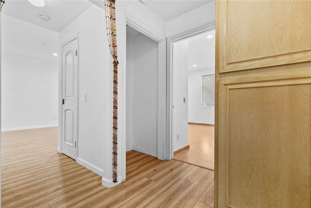 16940 Chatsworth 208, Granada Hills, CA 91344