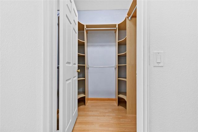 16940 Chatsworth 208, Granada Hills, CA 91344