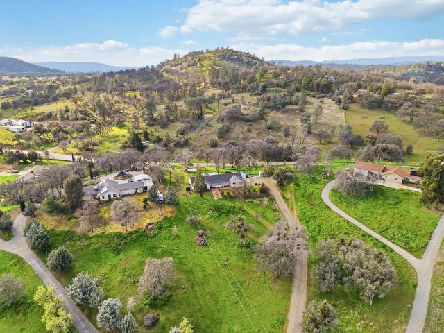 35208 Dollar Court, Coarsegold, CA 93614