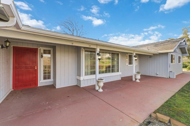 35208 Dollar Court, Coarsegold, CA 93614