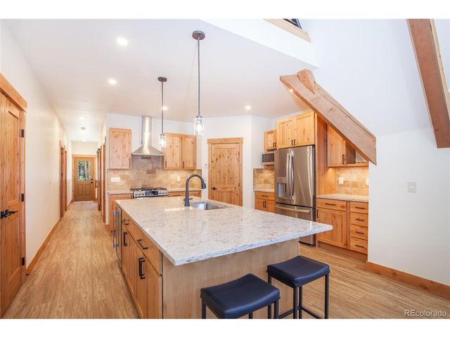 297 Robertson Ln, Breckenridge, CO 80424