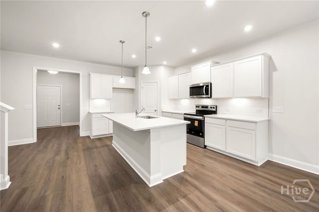 404 Monterey Loop, Richmond Hill, GA 31324