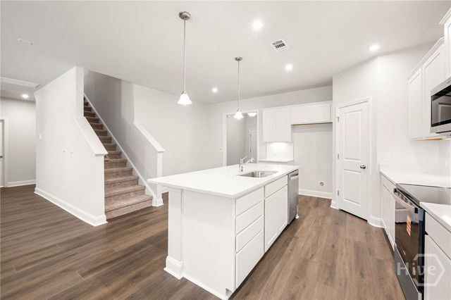 404 Monterey Loop, Richmond Hill, GA 31324