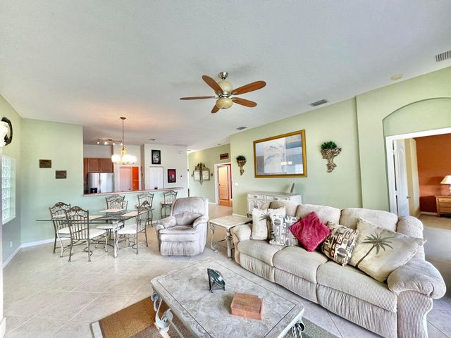 137 Canterbury Place, Royal Palm Beach, FL 33414