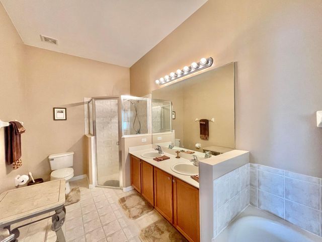 137 Canterbury Place, Royal Palm Beach, FL 33414