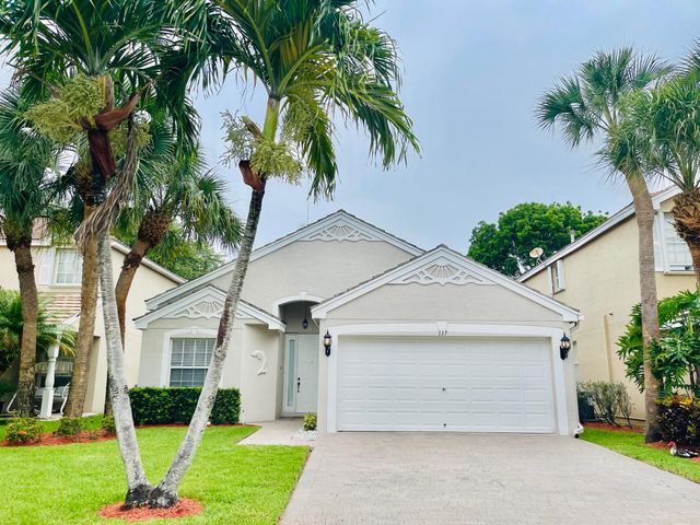 137 Canterbury Place, Royal Palm Beach, FL 33414
