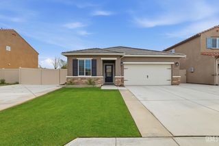 7812 Strawberry Lane, Bakersfield, CA 93313