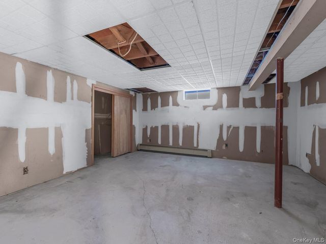 103 Glider Avenue, Riverhead, NY 11901