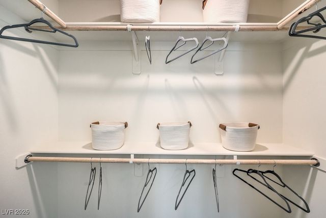 1586 Thomas Creek Avenue 101, North Las Vegas, NV 89081