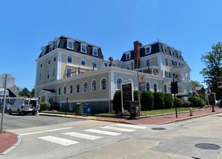 38 Bellevue Avenue Z, Newport, RI 02840