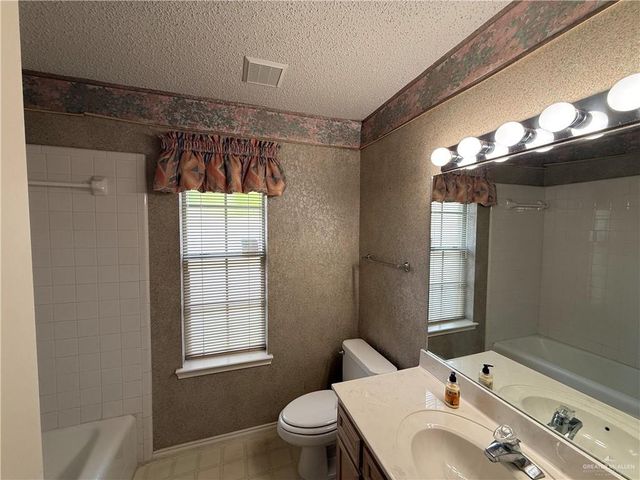3908 Oriole Avenue, Mcallen, TX 78504