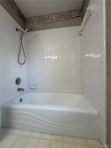 3908 Oriole Avenue, Mcallen, TX 78504