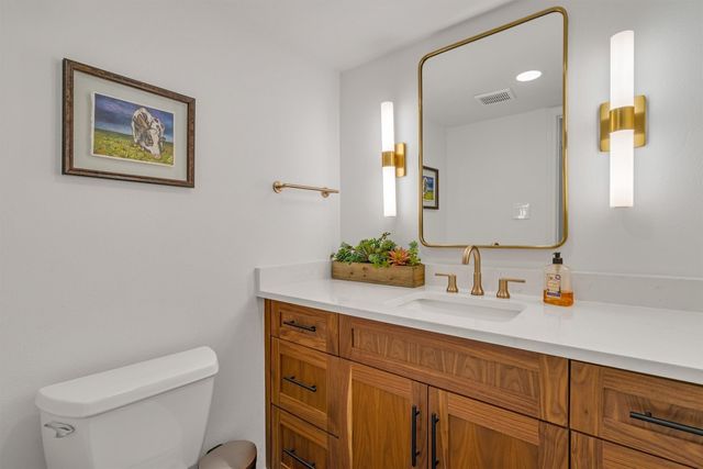 3288 Lakenheath Place, Dallas, TX 75204