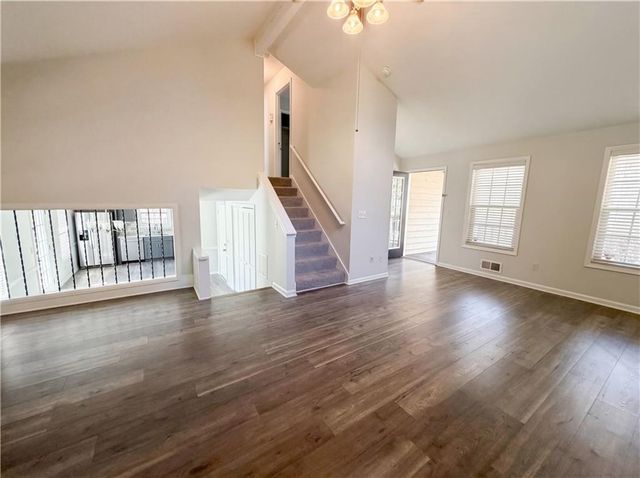 5596 Pinedale Circle, Sugar Hill, GA 30518