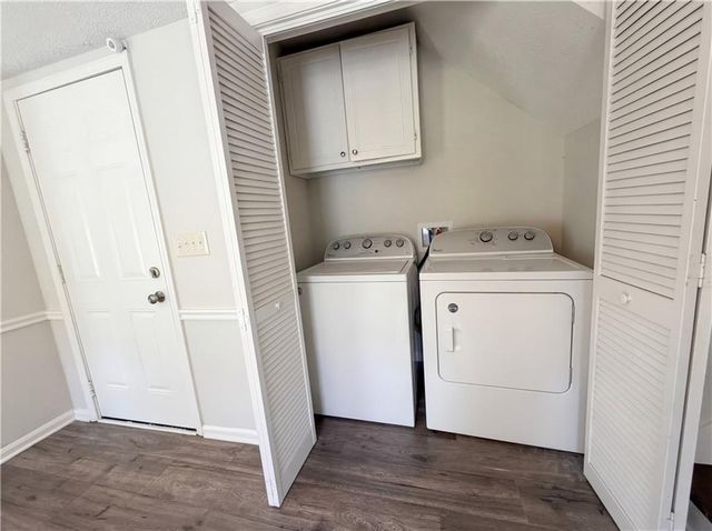 5596 Pinedale Circle, Sugar Hill, GA 30518