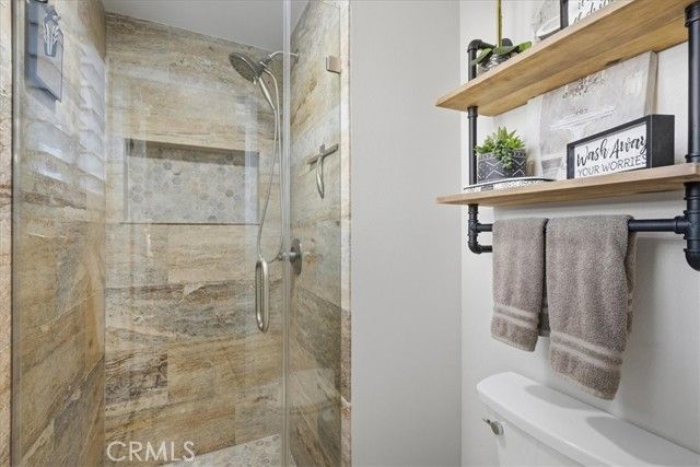 515 Newhall Dr., Corona, CA 92879