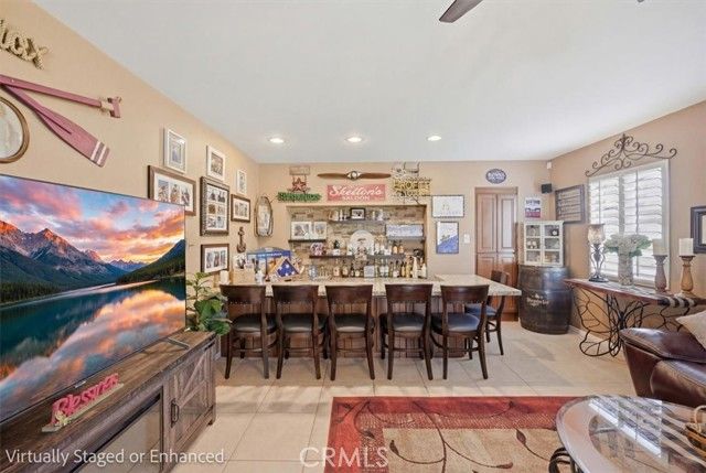 515 Newhall Dr., Corona, CA 92879