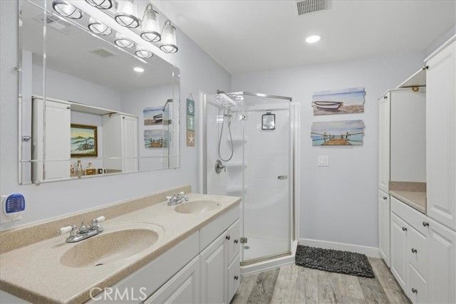 515 Newhall Dr., Corona, CA 92879