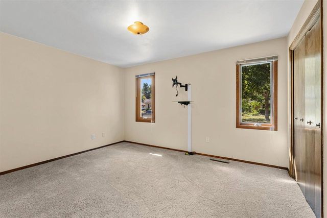 1710 W MARQUETTE STREET, Appleton, WI 54914