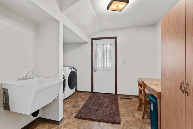 1710 W MARQUETTE STREET, Appleton, WI 54914