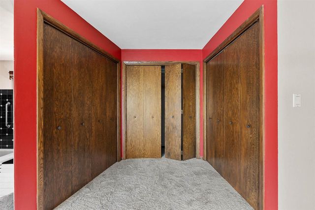 1710 W MARQUETTE STREET, Appleton, WI 54914