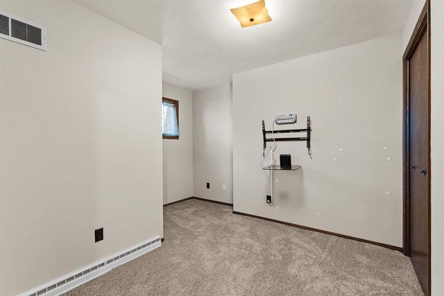 1710 W MARQUETTE STREET, Appleton, WI 54914