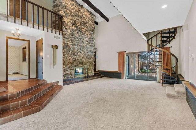 1710 W MARQUETTE STREET, Appleton, WI 54914