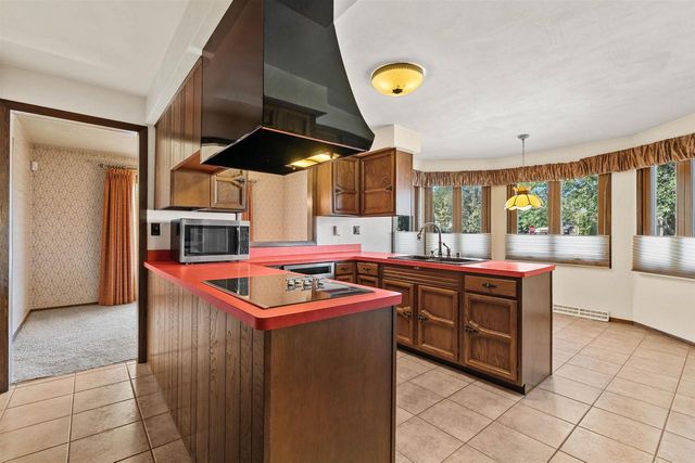 1710 W MARQUETTE STREET, Appleton, WI 54914