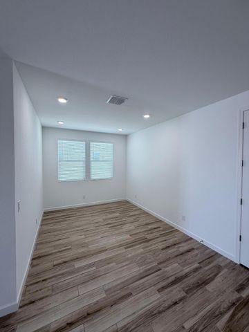 6988 W Buckhorn Trail, Peoria, AZ 85383