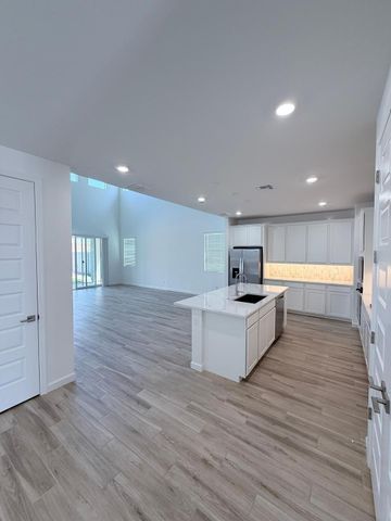 6988 W Buckhorn Trail, Peoria, AZ 85383