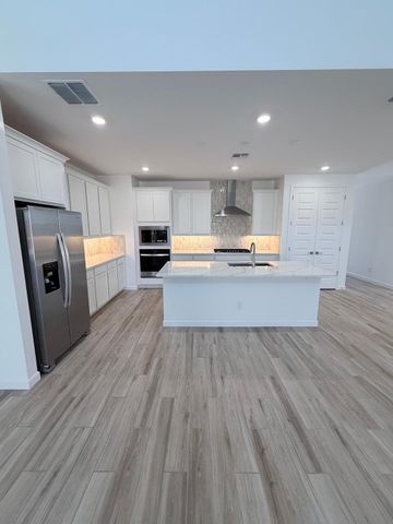 6988 W Buckhorn Trail, Peoria, AZ 85383