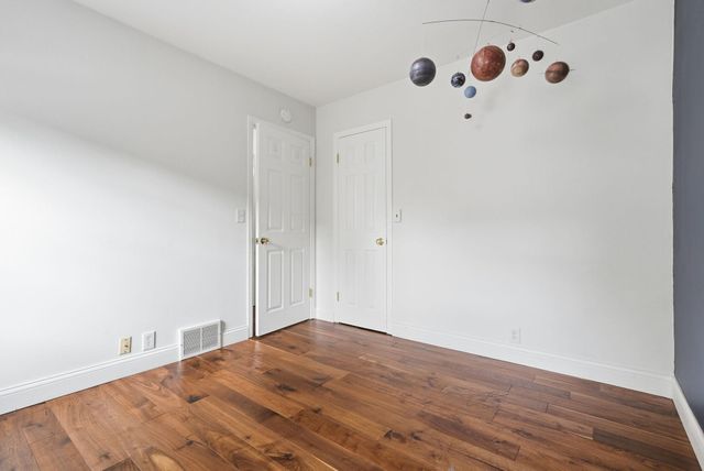 1101 W 53rd Street, Minneapolis, MN 55419