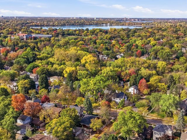 1101 W 53rd Street, Minneapolis, MN 55419