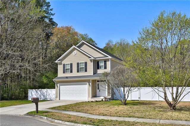 821 Stacey PL, Chesapeake, VA 23320