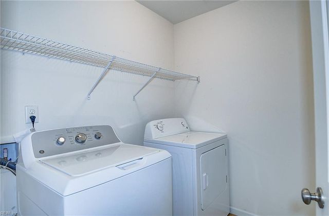 821 Stacey PL, Chesapeake, VA 23320