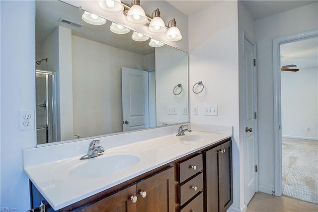 821 Stacey PL, Chesapeake, VA 23320