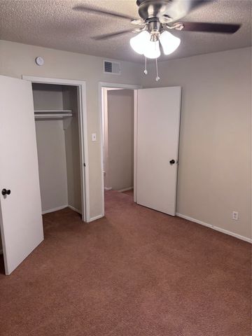 3205 Las Vegas Trail 3, Fort Worth, TX 76116