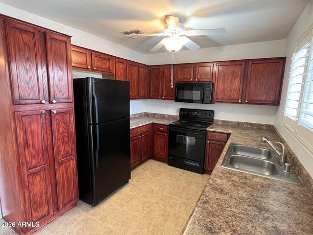 17442 W WATSON Lane, Surprise, AZ 85388