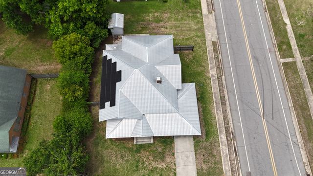 212 N Caswell, Glennville, GA 30427
